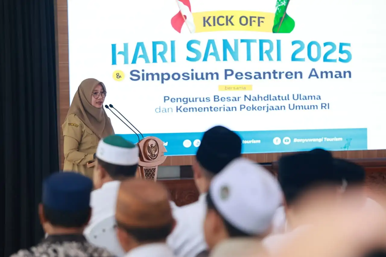 Foto Kick Off Hari Santri Nasional 2025, Pemkab dan PCNU Banyuwangi Canangkan Program Pesantren Aman