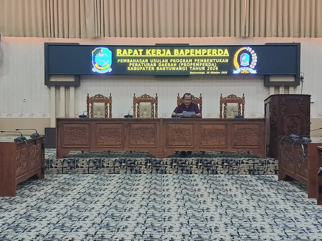 Foto Raker Penyusunan Propemperda Tahun 2026, Bapemperda DPRD Banyuwangi Kaji Judul Raperda Pengelolaan Dana Abadi Daerah Usulan Eksekutif.