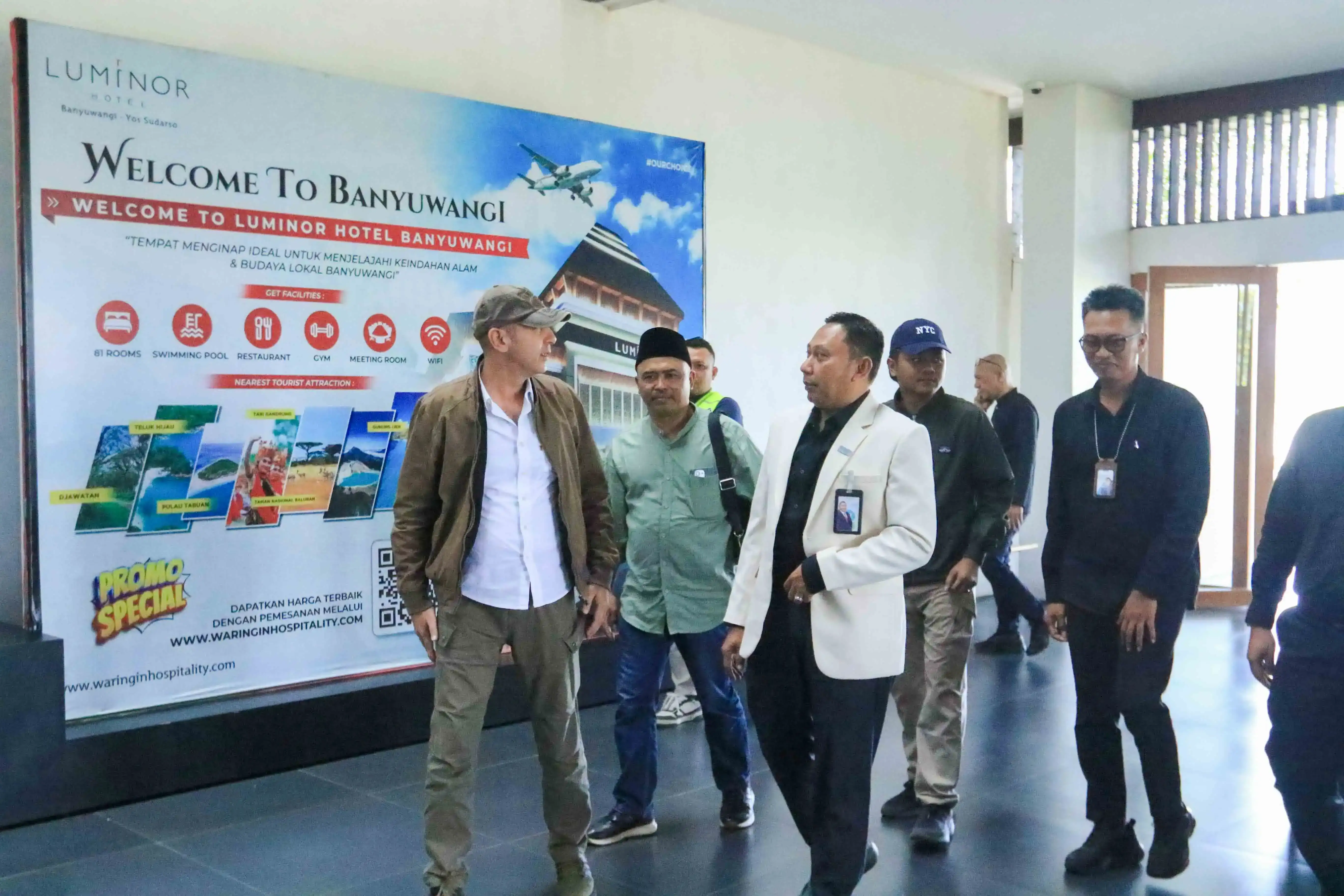 Foto Nasim Khan Tinjau Kesiapan Arus Mudik Lebaran di Bandara Banyuwangi